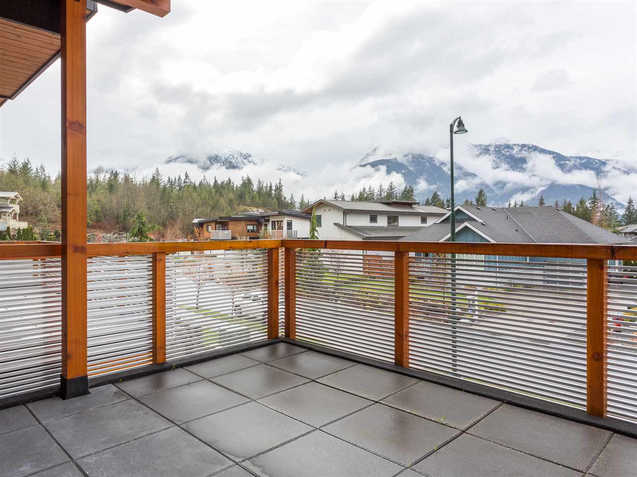 1056 Jay Crescent 19