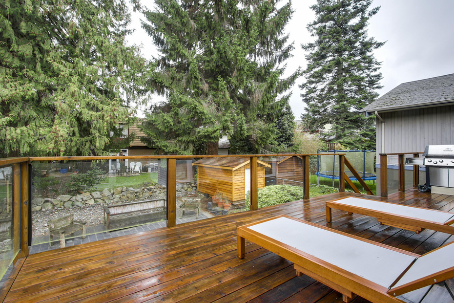 6426 Rosebery Avenue, West Vancouver 18
