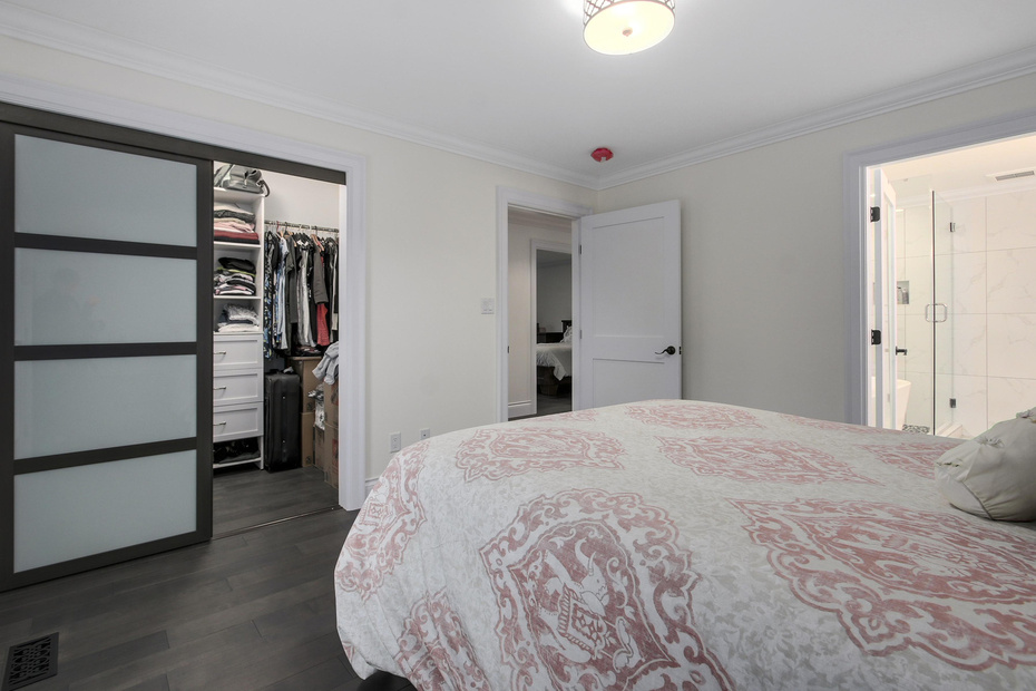 6426 Rosebery Avenue, West Vancouver 10