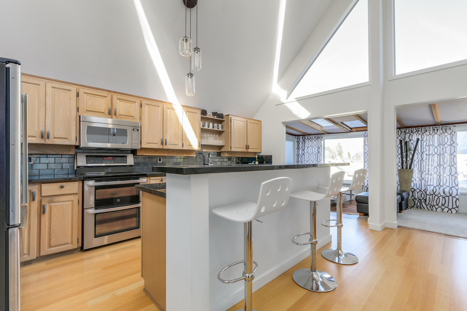 6449 Douglas Street, West Vancouver 4