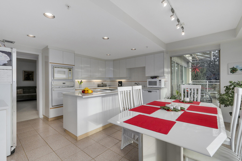 9 - 3085 Deer Ridge Close, West Vancouver 7