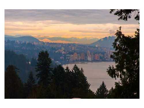 4770 MEADFEILD Court, West Vancouver, British Columbia 8
