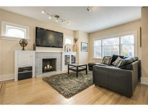 3595 Triumph Street, Vancouver East, British Columbia, 2