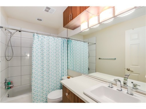 20 828 16TH Street W, North Vancouver, British Columbia, 9
