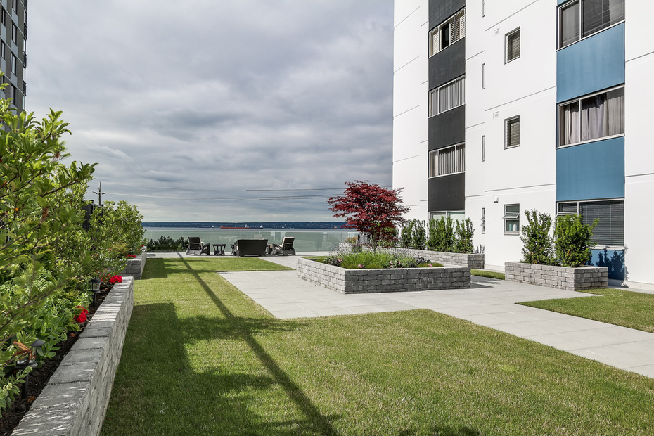 304 2246 BELLEVUE Ave, West Vancouver, British Columbia, 3