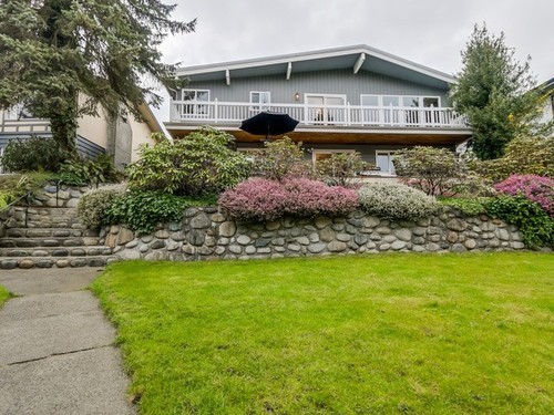 1044 HEYWOOD Street, North Vancouver, British Columbia,