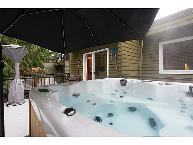 1567 DEEP COVE Road, North Vancouver, British Columbia 9