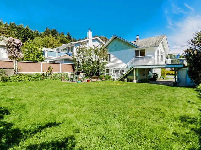 6458 BRUCE Street, West Vancouver, British Columbia, 2