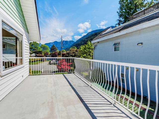 6458 BRUCE Street, West Vancouver, British Columbia, 7
