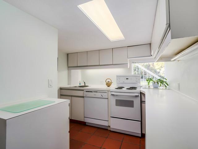 6458 BRUCE Street, West Vancouver, British Columbia, 11