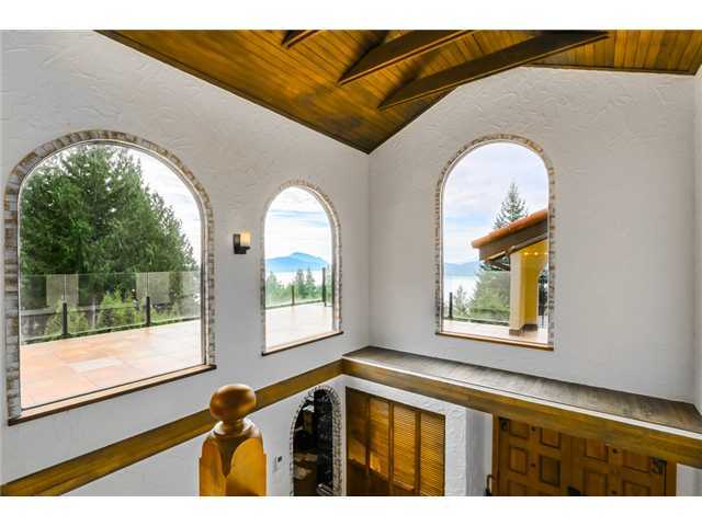 75 SUNSET Drive, West Vancouver, British Columbia, 4