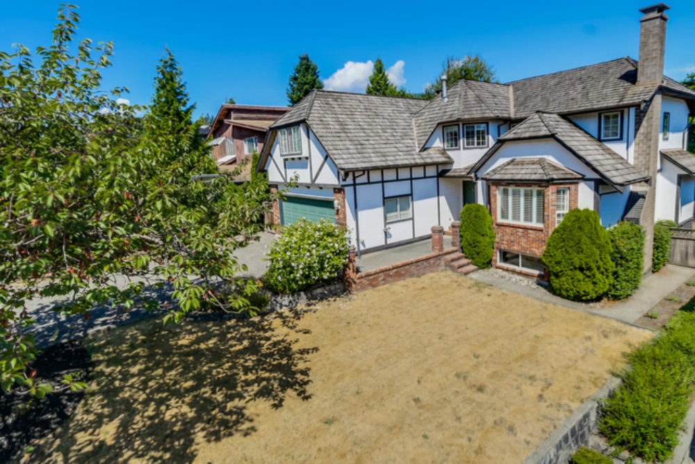 2496 TEMPE KNOLL Drive, North Vancouver, British Columbia,
