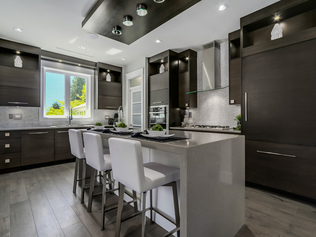 6416 WELLINGTON Ave, West Vancouver, British Columbia, 6