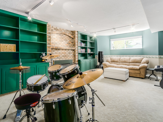 2496 TEMPE KNOLL Drive, North Vancouver, British Columbia, 12