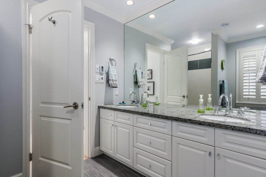 5620 EAGLE HARBOUR ROAD, West Vancouver, BC 16