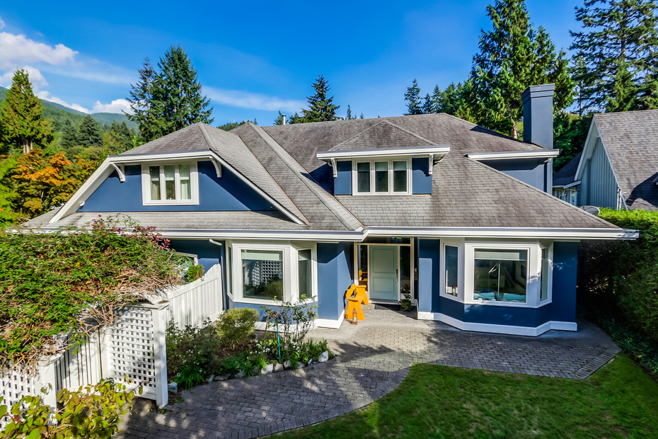 5620 EAGLE HARBOUR ROAD, West Vancouver, BC