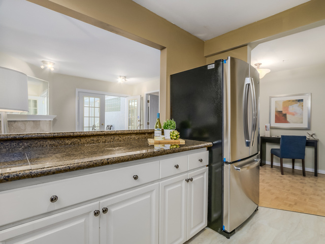 245 17 STREET, North Vancouver, BC 9