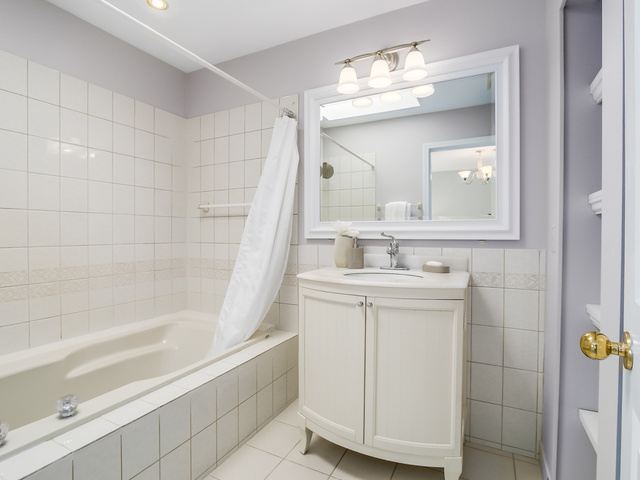 245 17 STREET, North Vancouver, BC 14