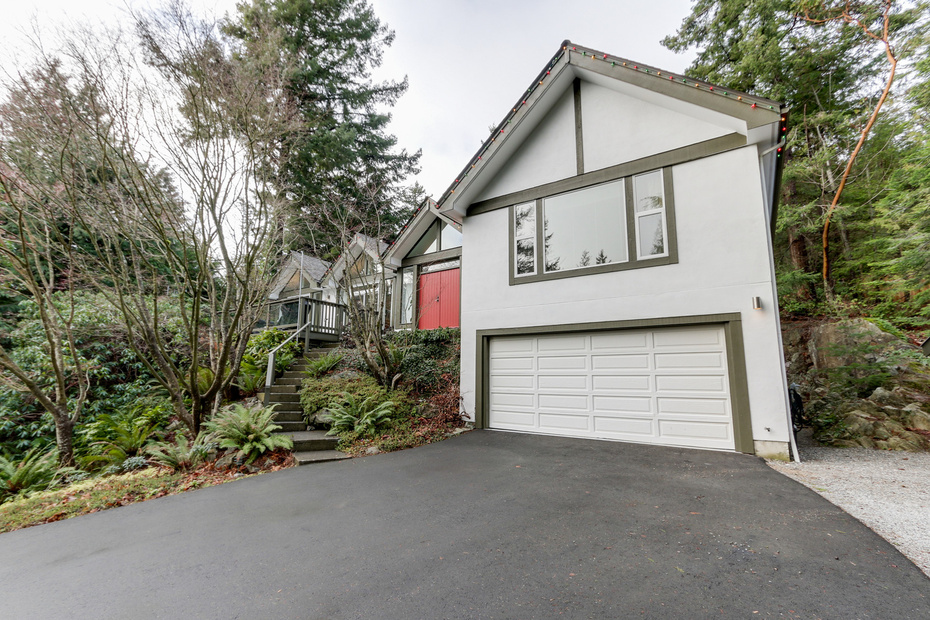 6204 OVERSTONE DRIVE, West Vancouver, BC 2