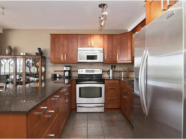 203 460 14 STREET, West Vancouver, BC 6