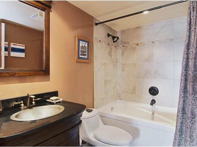 203 460 14 STREET, West Vancouver, BC 9