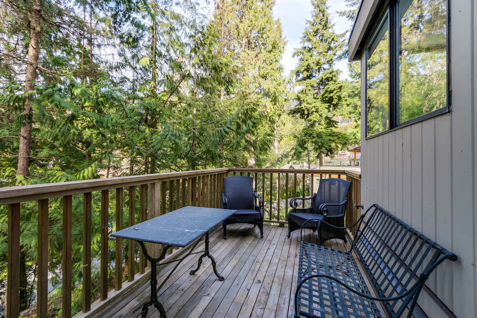3880 SHARON DRIVE, West Vancouver, BC 9