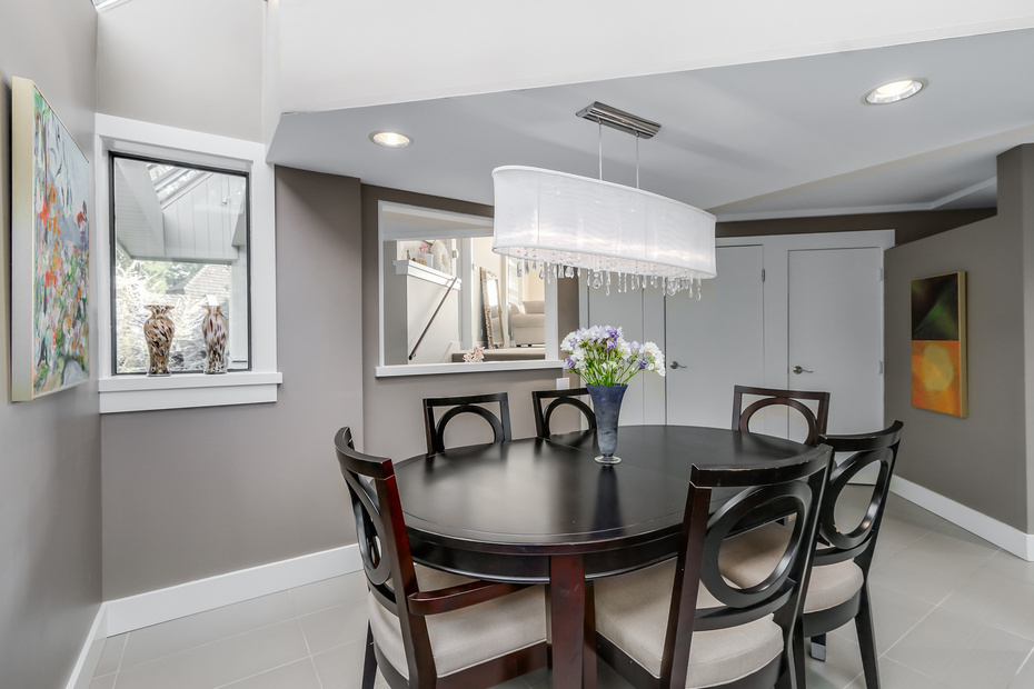 3880 SHARON DRIVE, West Vancouver, BC 13