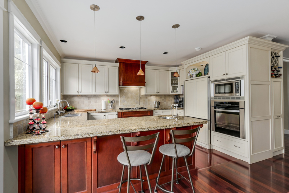 6363 DOUGLAS STREET, West Vancouver, BC 12