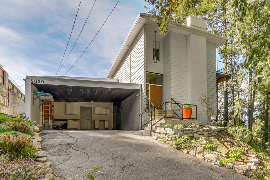 5650 Westhaven Rd, West Vancouver, BC 2