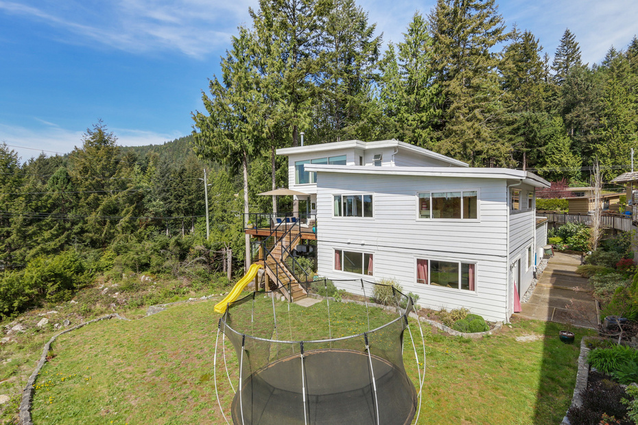 5650 Westhaven Rd, West Vancouver, BC 20