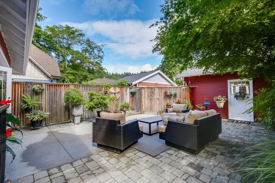 6363 DOUGLAS STREET, West Vancouver, BC 14