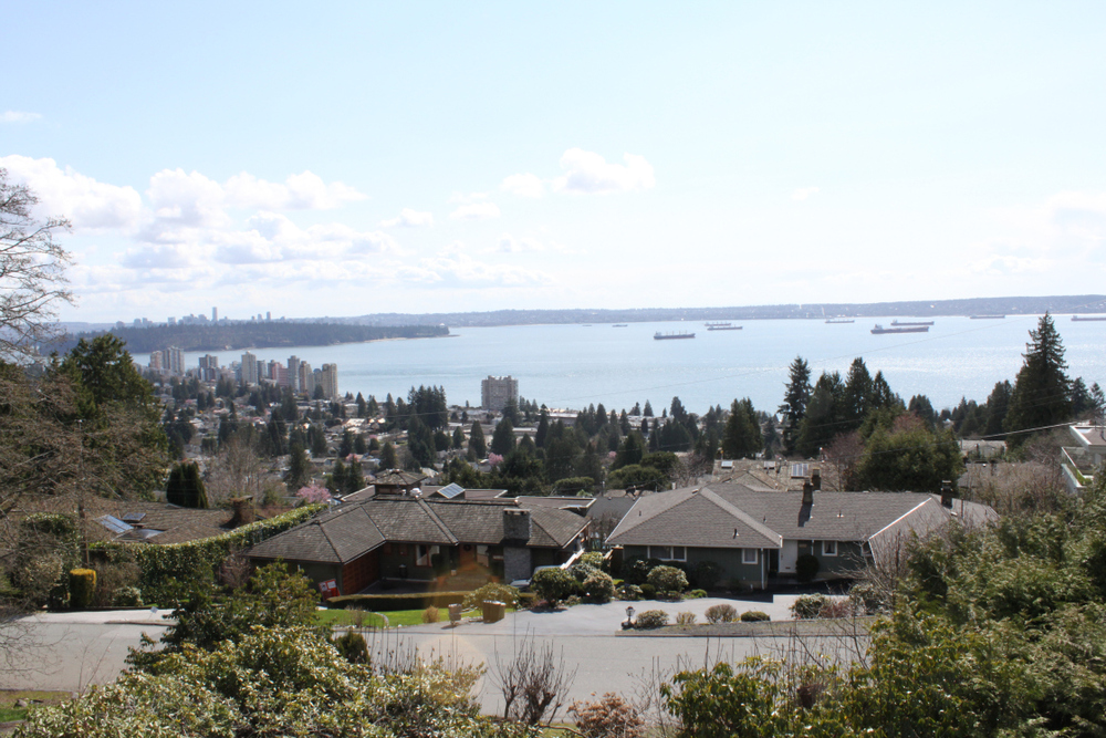 2551 Queens Ave, e, West Vancouver, BC, 3