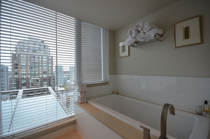 2003 1055 Richards Street, Donovan Tower, Vancouver 15