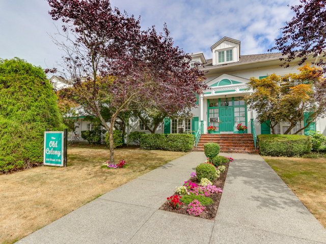 302 - 120 West 17th Street, North Vancouver 2