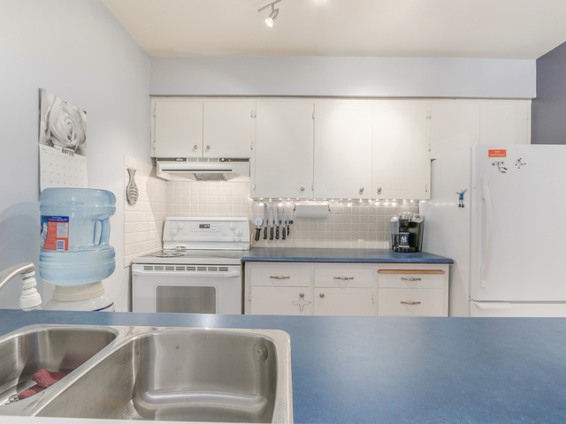 302 - 120 West 17th Street, North Vancouver 11