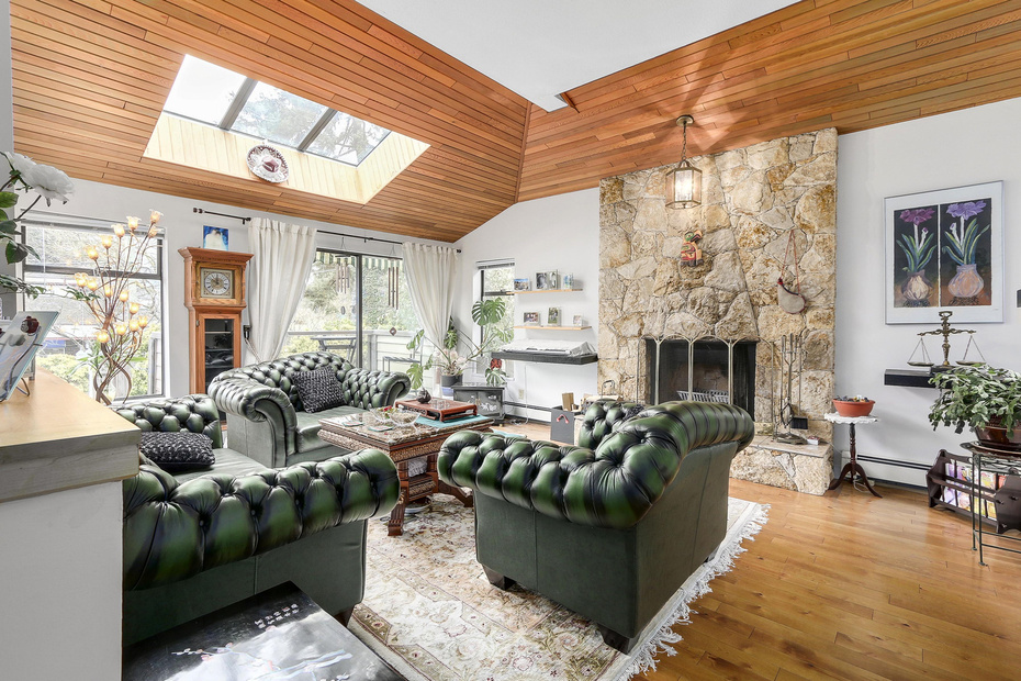6358 Bruce Street, West Vancouver 3
