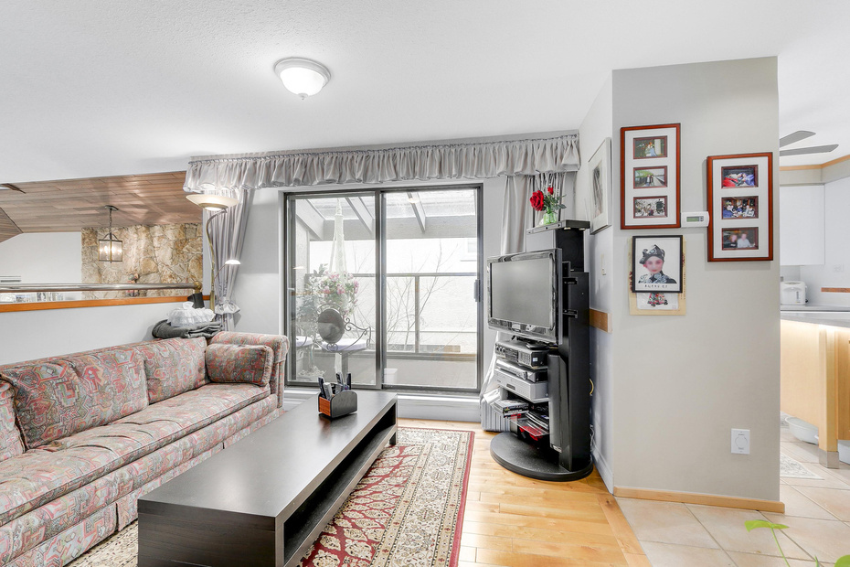 6358 Bruce Street, West Vancouver 9