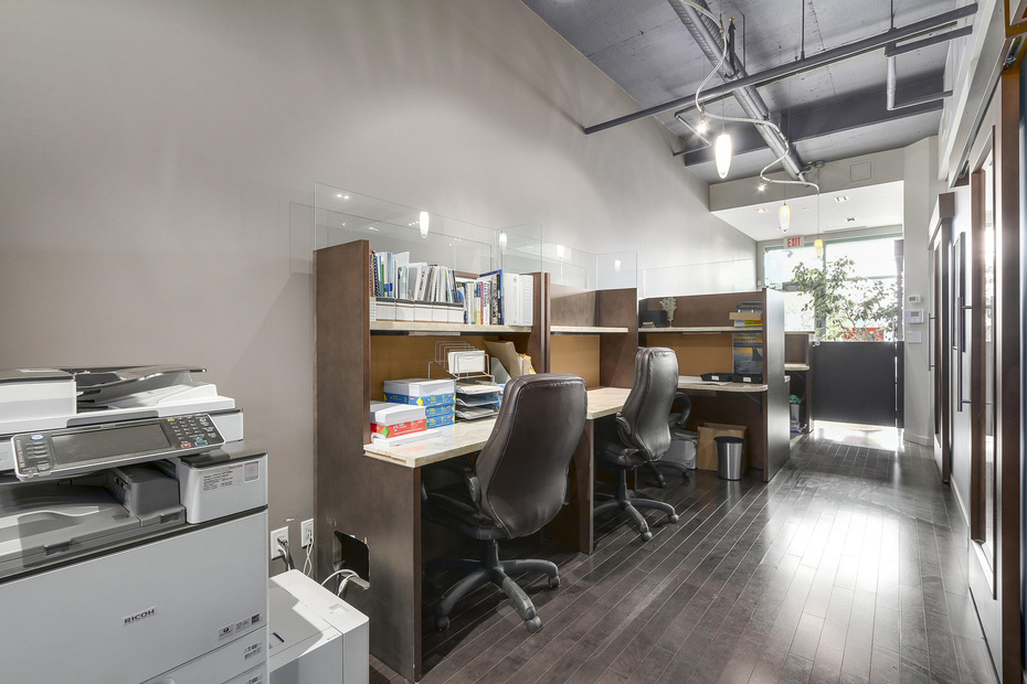 6392 Bay Street, West Vancouver 11