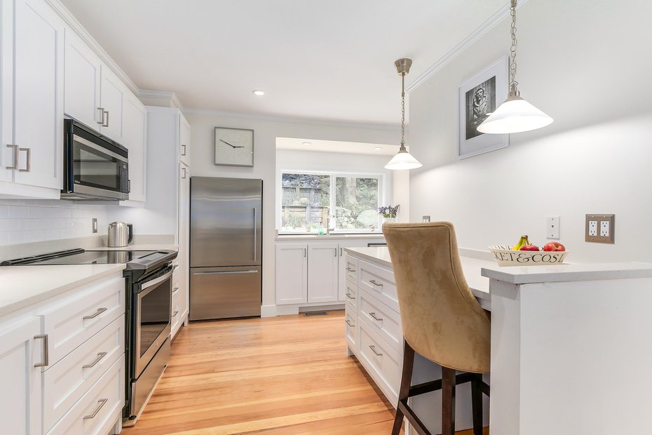 6457 Nelson Avenue, West Vancouver 13