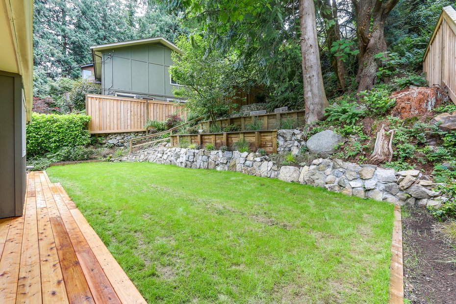 6457 Nelson Avenue, West Vancouver 24