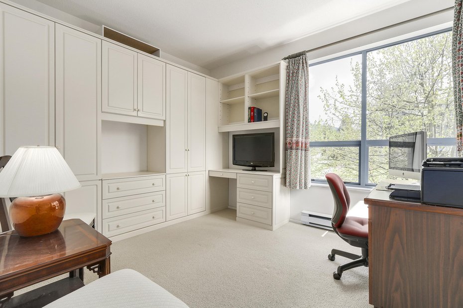 301 - 2242 Marine Drive, West Vancouver 14