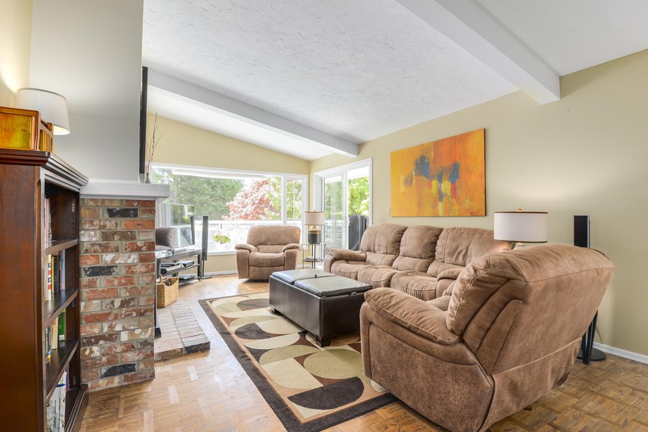 5407 Greentree Road, West Vancouver 12