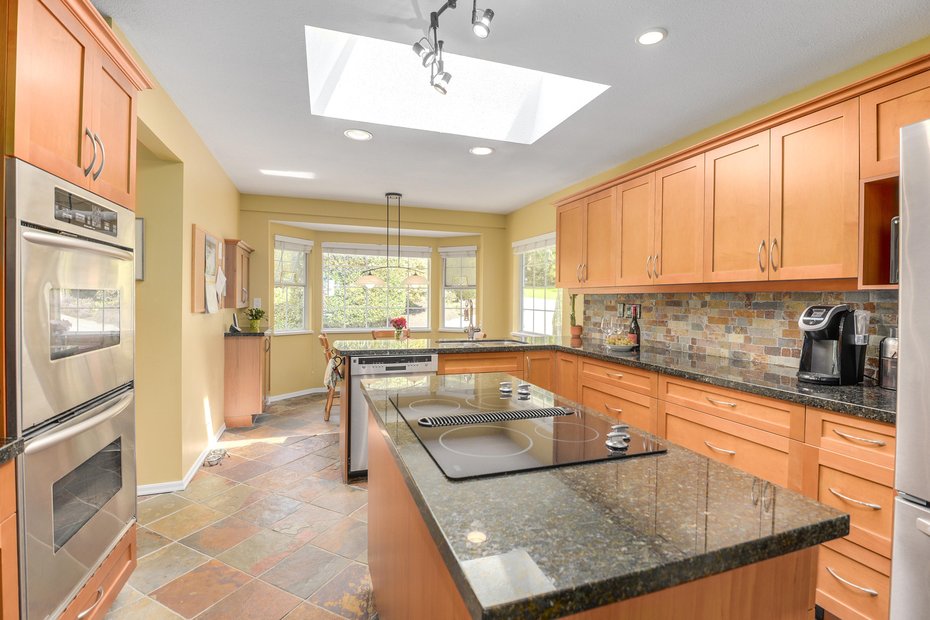 5407 Greentree Road, West Vancouver 9
