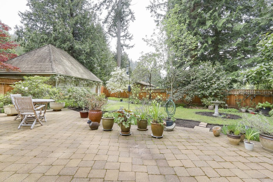 6779 Dufferin Avenue, West Vancouver 19