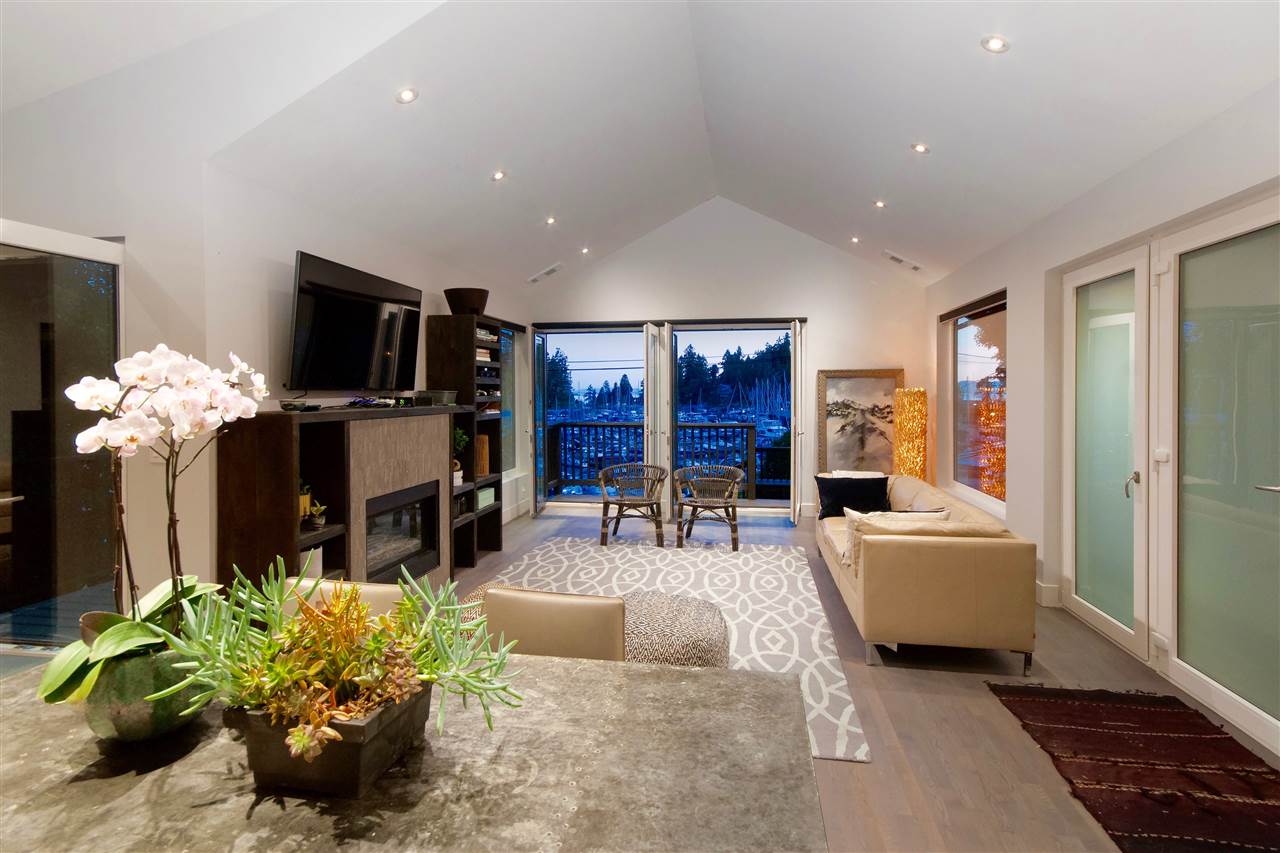 5809 Marine Drive, West Vancouver 3