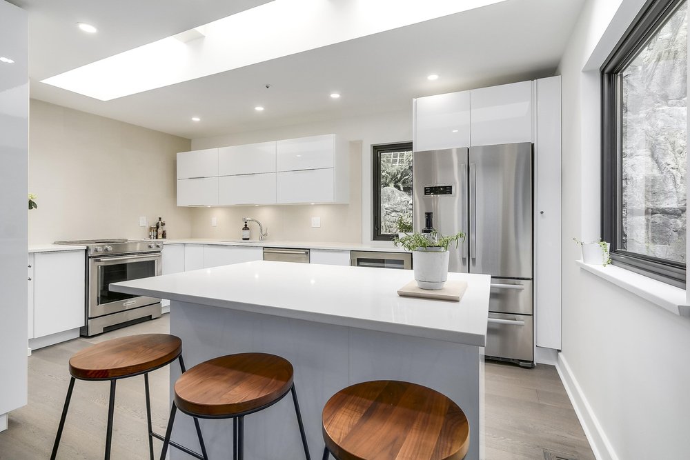 6587 Nelson Ave, West Vancouver 10
