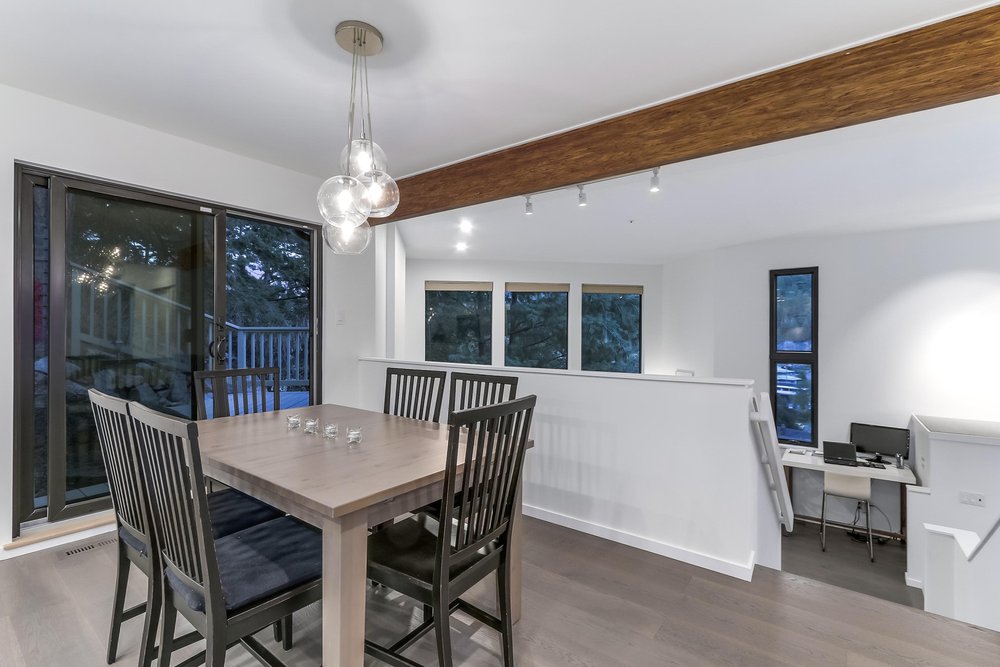 6587 Nelson Ave, West Vancouver 29