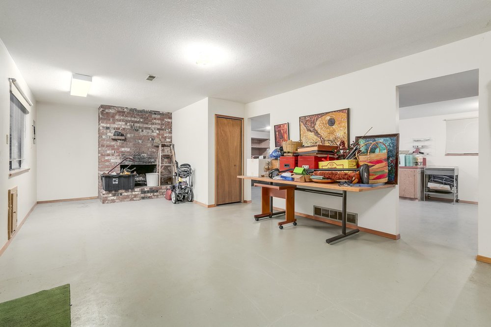 6453 Wellington Avenue, West Vancouver 22