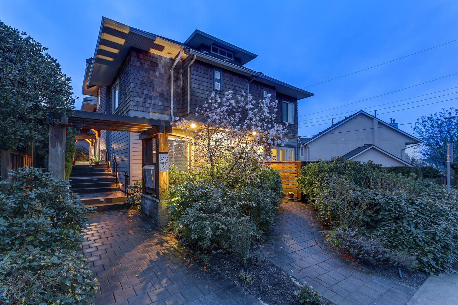 #2 - 249 West 16th Street, Central Lonsdale, North Vancouver