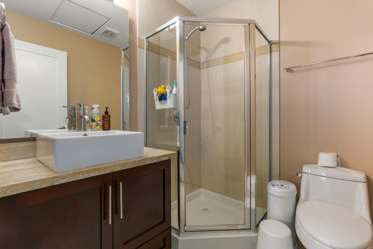 #2 - 249 West 16th Street, Central Lonsdale, North Vancouver 13